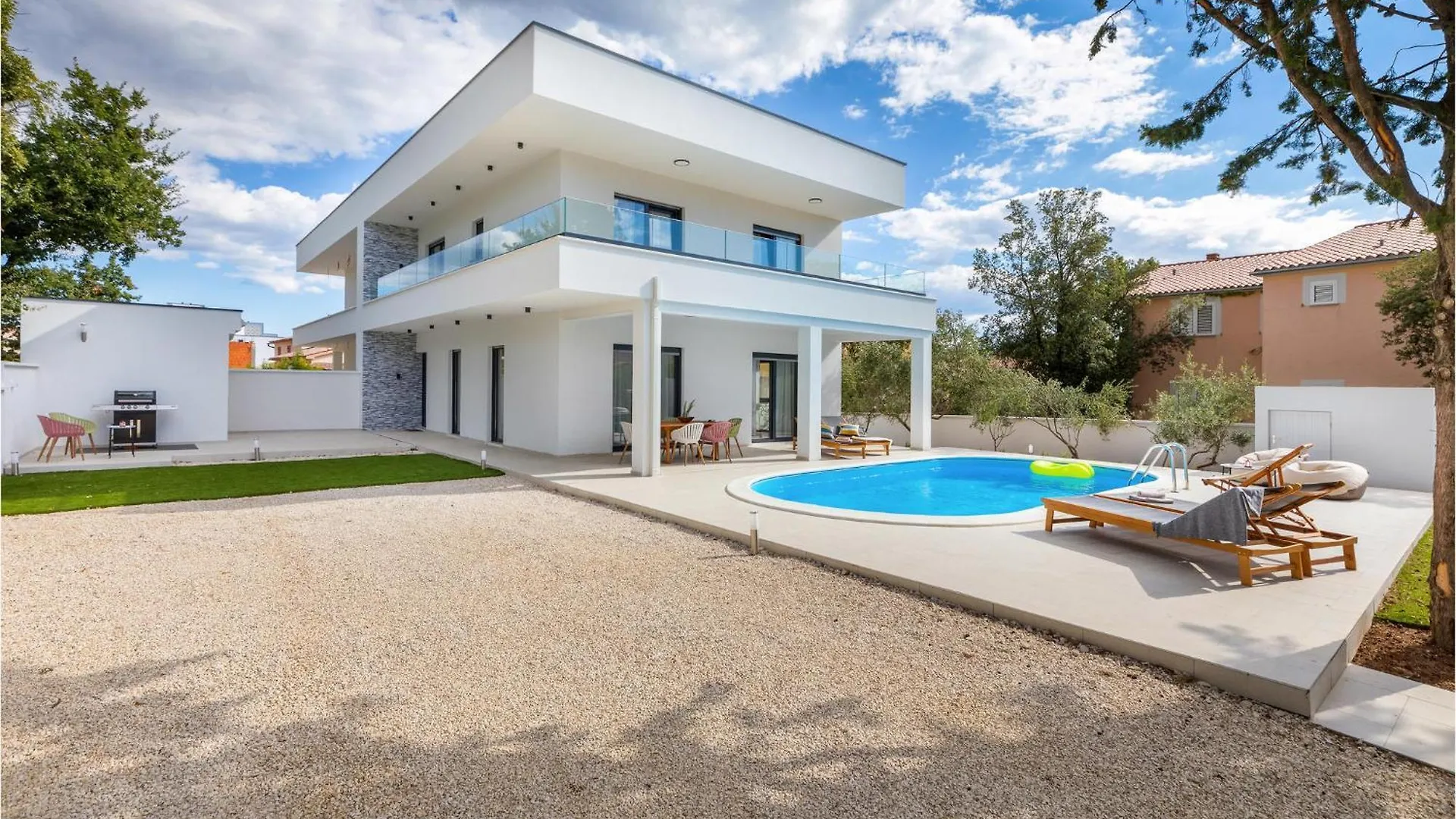 Nice Home In Barbariga With Kitchen